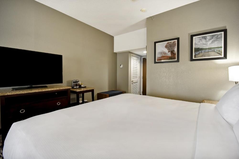 DoubleTree by Hilton Augusta Image 6